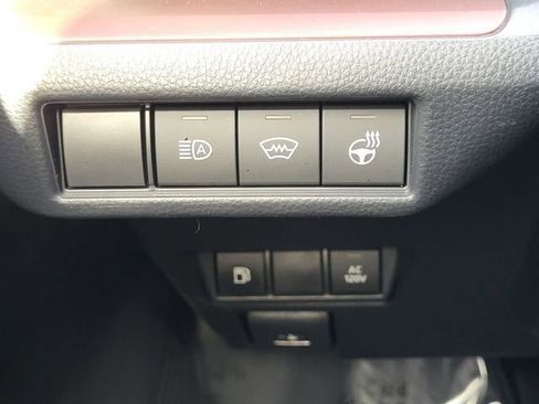 Used 2024 Toyota Prius Prime SE image 27