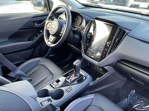 Certified 2025 Subaru Crosstrek 2.5i Limited w/ Crosstrek Mirror Package image 12