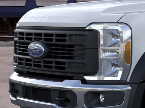 New 2026 Ford F450 XL w/ 360-Degree Camera Package AWD/4WD image 17