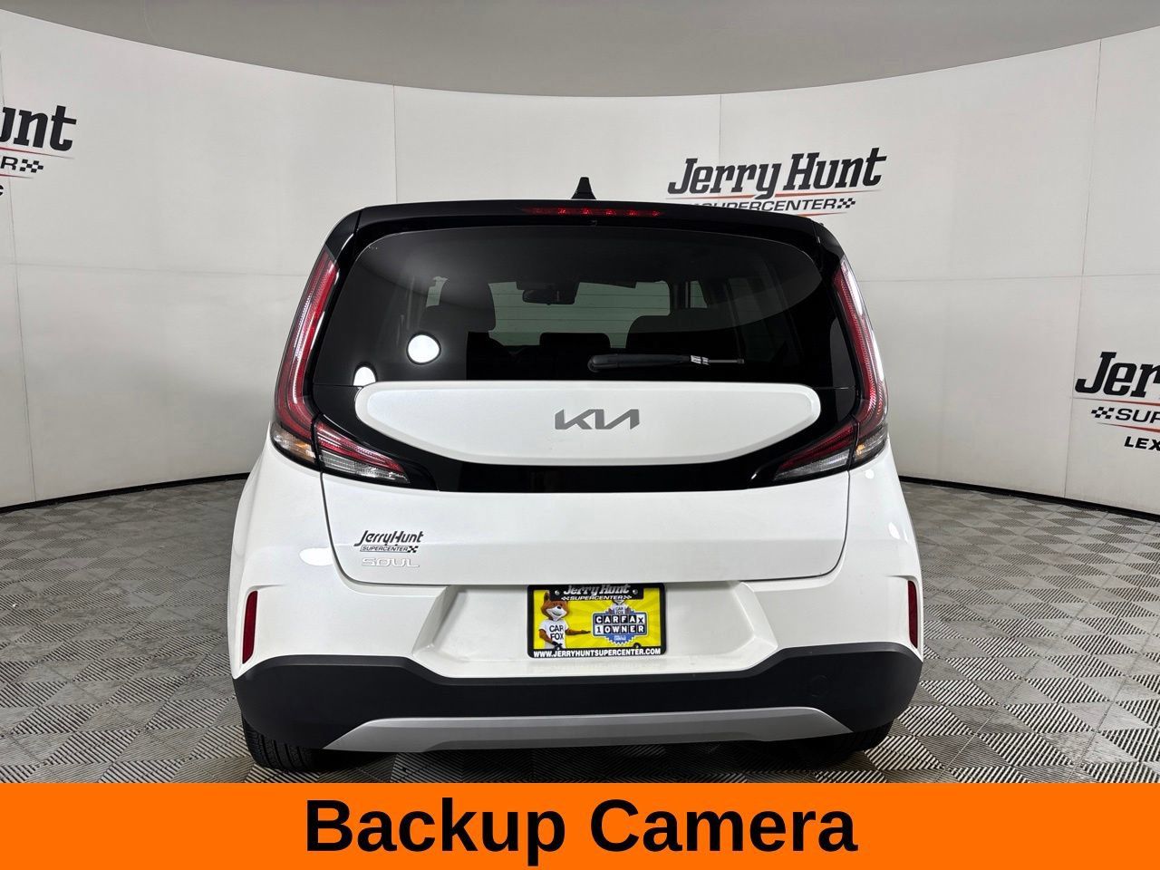 Used 2025 Kia Soul LX w/ LX Technology Package FWD image 6