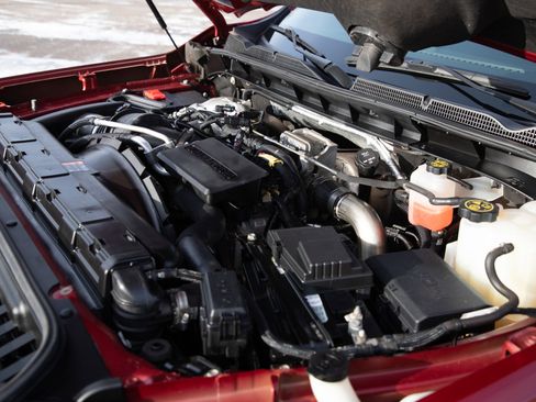 Used 2022 GMC Sierra 2500 SLT w/ SLT Preferred Package image 28