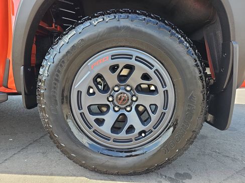 Used 2025 Nissan Frontier Pro-X w/ Pro Convenience Package image 31