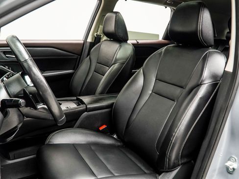 Used 2023 Nissan Rogue SL w/ SL Premium Package image 29