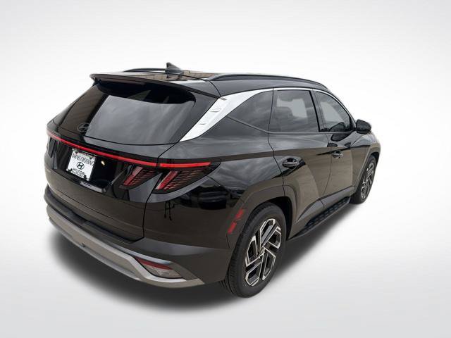 Used 2025 Hyundai Tucson Limited FWD image 3