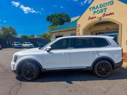 Used 2020 Kia Telluride SX FWD image 30