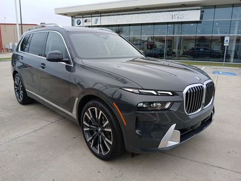 New 2026 BMW X7 xDrive40i image 1