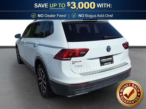 Used 2021 Volkswagen Tiguan SE w/ Panoramic Sunroof Package FWD image 4