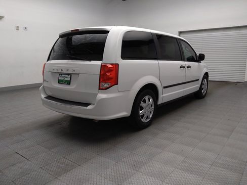 Used 2016 Dodge Grand Caravan American Value Package image 9