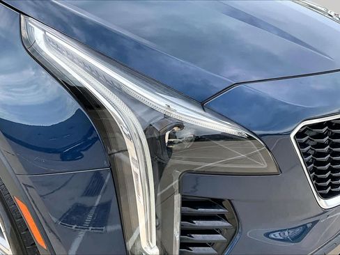 Used 2019 Cadillac XT4 Sport w/ Cold Weather Package AWD/4WD image 26