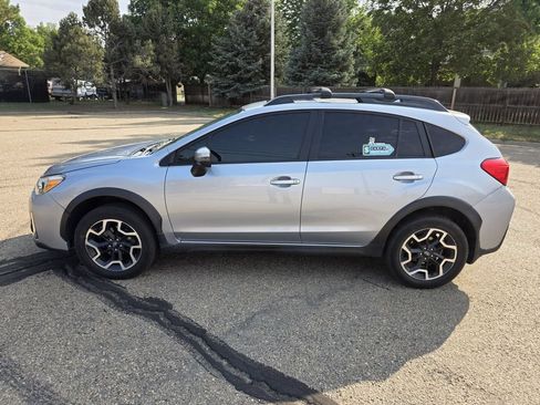 Used 2016 Subaru Crosstrek 2.0i Limited AWD/4WD image 2