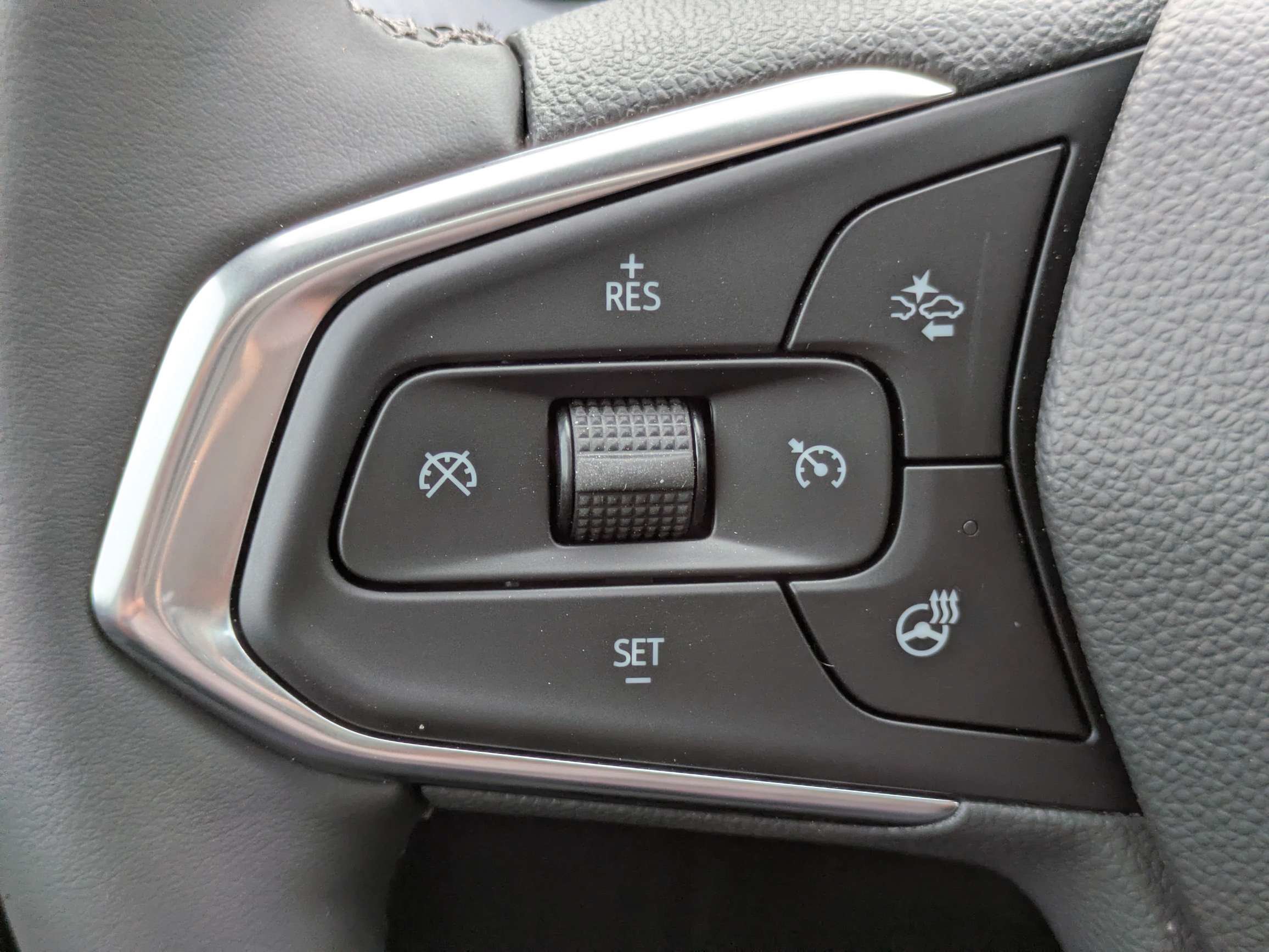 New 2026 Chevrolet Trax ACTIV w/ Driver Confidence Package FWD image 14