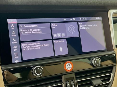 New 2026 Porsche Macan image 15