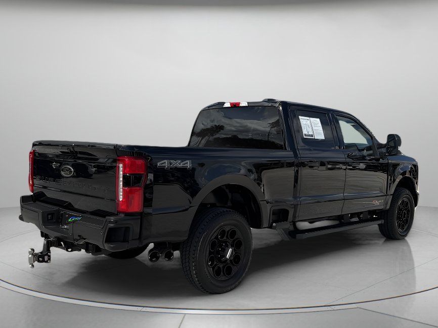 Used 2026 Ford F250 Lariat w/ Black Appearance Package AWD/4WD image 3