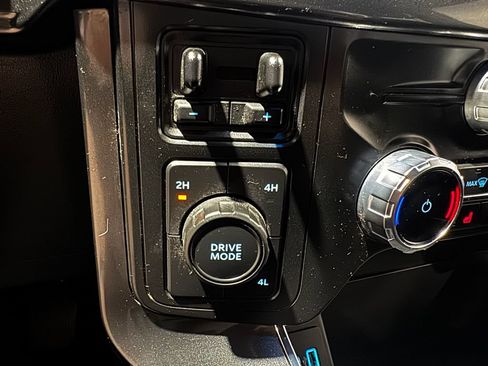 Used 2022 Ford F150 XLT w/ Equipment Group 302A High AWD/4WD image 36