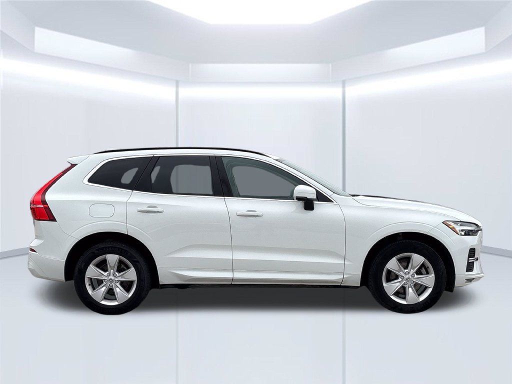 Used 2024 Volvo XC60 T8 Core AWD/4WD image 6