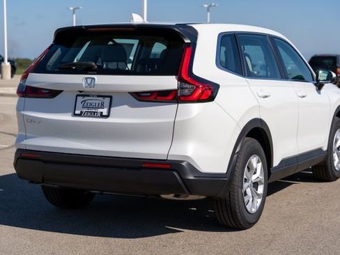 Used 2025 Honda CR-V LX image 7