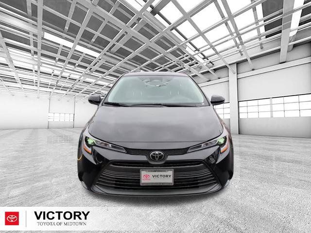 Used 2026 Toyota Corolla LE FWD image 10
