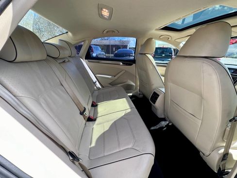 Used 2017 Volkswagen Passat 1.8T SE image 17