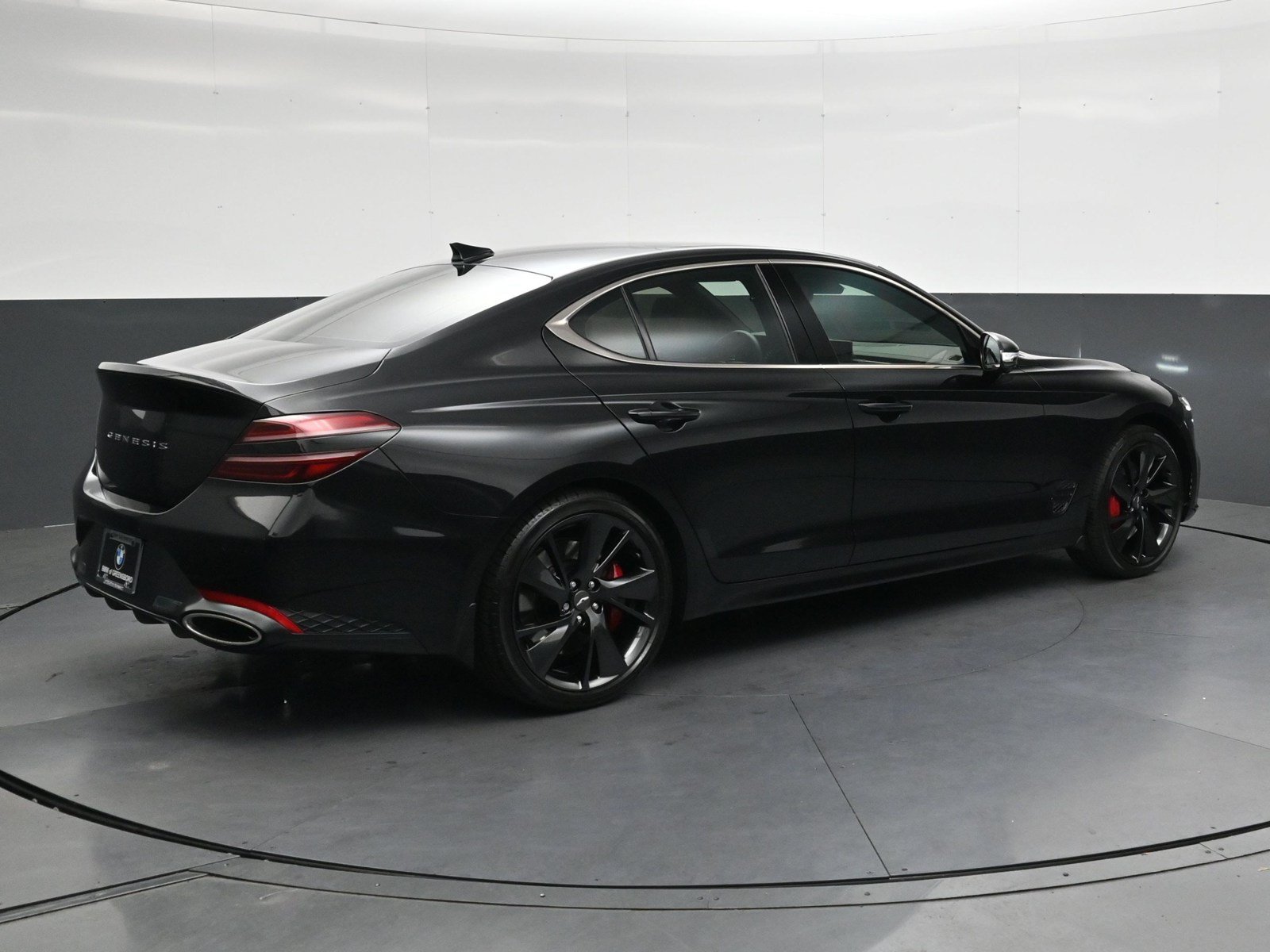 Used 2022 Genesis G70 3.3T w/ Sport Prestige Package AWD/4WD image 4