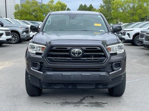 Used 2019 Toyota Tacoma SR w/ SR Convenience Package RWD image 2