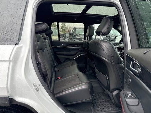 Certified 2022 Jeep Grand Cherokee Trailhawk w/ ADV Protech Group II AWD/4WD image 26