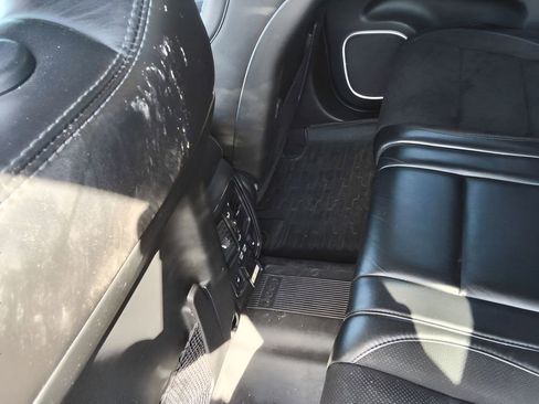 Used 2019 Jeep Grand Cherokee SRT AWD/4WD image 22