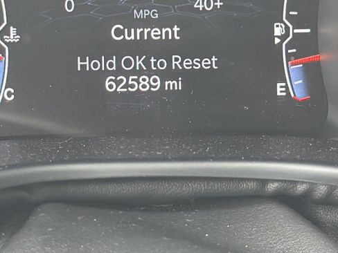 Used 2024 Jeep Compass Latitude AWD/4WD image 29