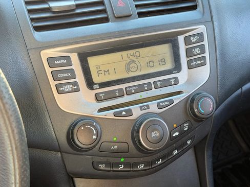 Used 2007 Honda Accord VP image 17