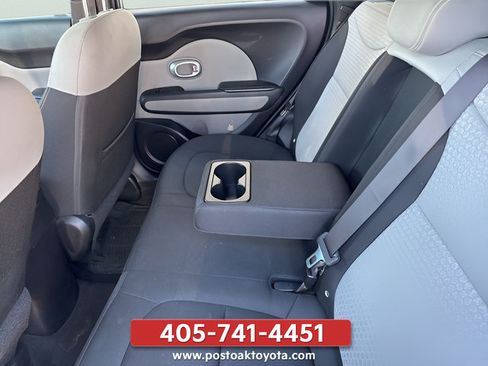 Used 2015 Kia Soul + FWD image 20