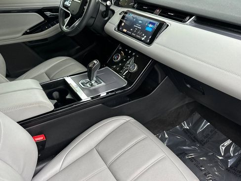 Used 2023 Land Rover Range Rover Evoque SE image 33
