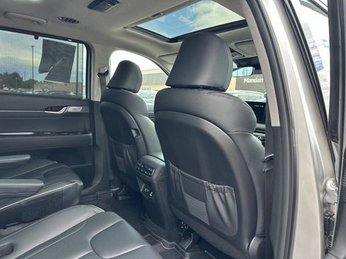 Used 2024 Hyundai Palisade Limited AWD/4WD image 37
