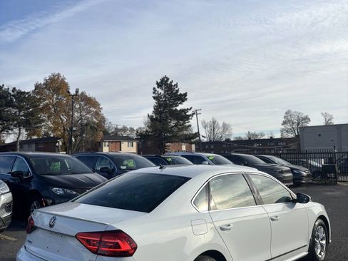 Used 2016 Volkswagen Passat 1.8T S w/ Lighting Package (P06) image 6