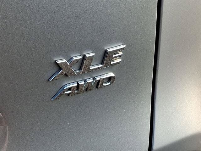 Certified 2021 Toyota RAV4 XLE AWD/4WD image 25