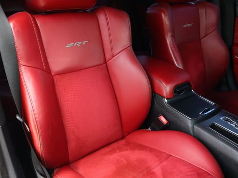 Used 2013 Dodge Charger SRT8 w/ Adaptive Cruise Control Group RWD image 19