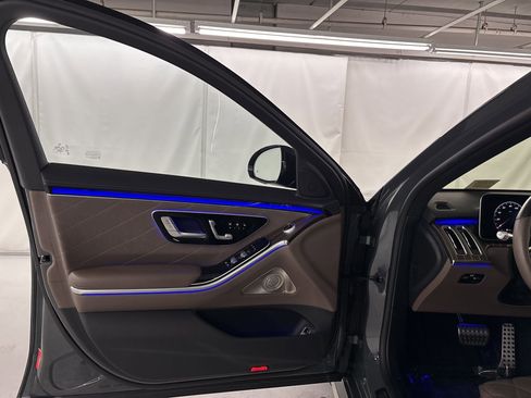 Certified 2023 Mercedes-Benz S 580 4MATIC Sedan image 19
