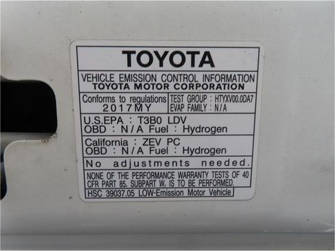 Used 2017 Toyota Mirai image 28