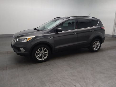 Used 2018 Ford Escape SE AWD/4WD image 2