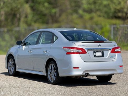 Used 2014 Nissan Sentra SR w/ SR Driver Package image 10