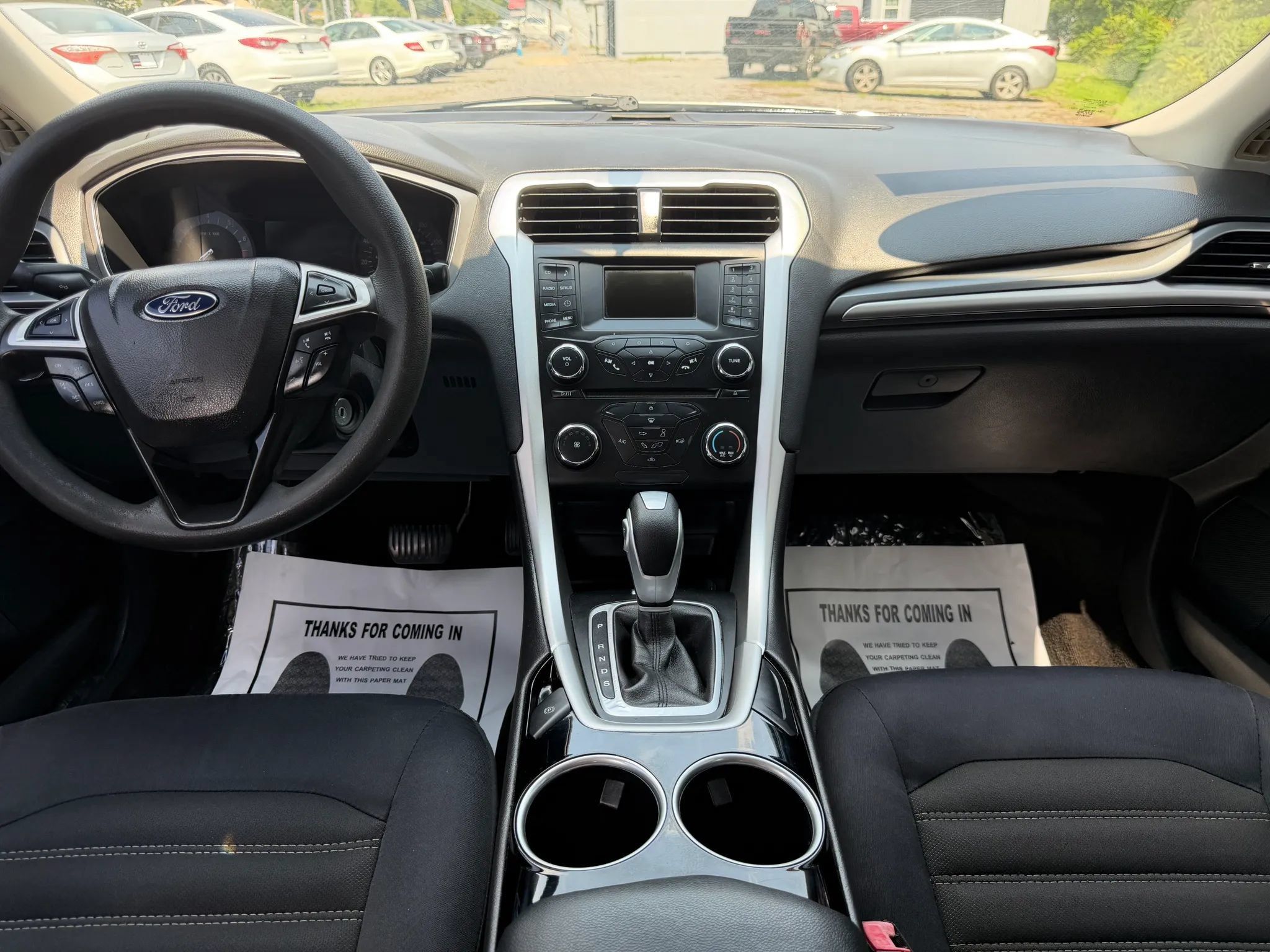 Used 2014 Ford Fusion SE FWD image 25