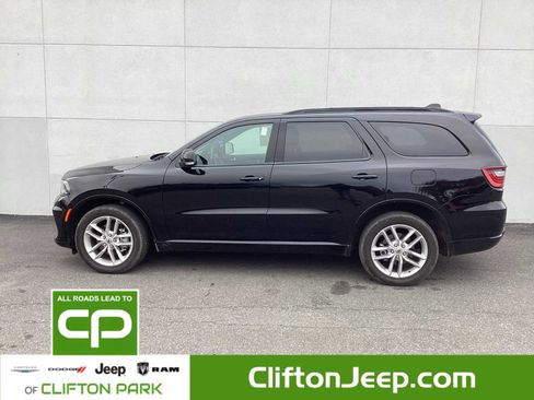 Certified 2024 Dodge Durango GT image 3