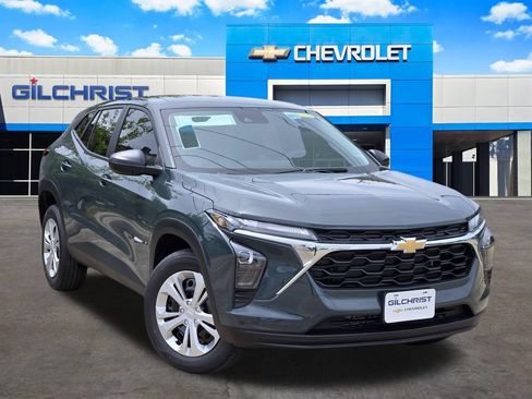 New 2026 Chevrolet Trax LS w/ Driver Confidence Package FWD image 1