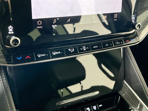 Used 2022 Jeep Wagoneer Series II image 15