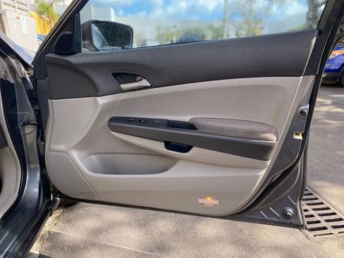 Used 2009 Honda Accord LX image 20