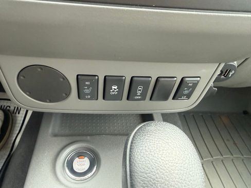 Used 2020 Nissan Frontier SV RWD image 23