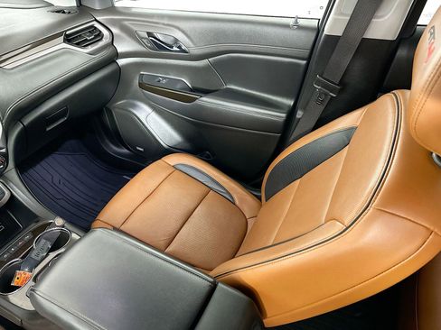 Used 2020 GMC Acadia AT4 w/ Driver Alert Package II image 25