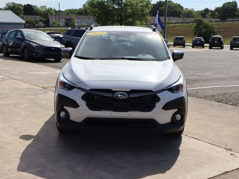 Used 2024 Subaru Crosstrek 2.0i Premium w/ Crosstrek Mirror Package AWD/4WD image 2