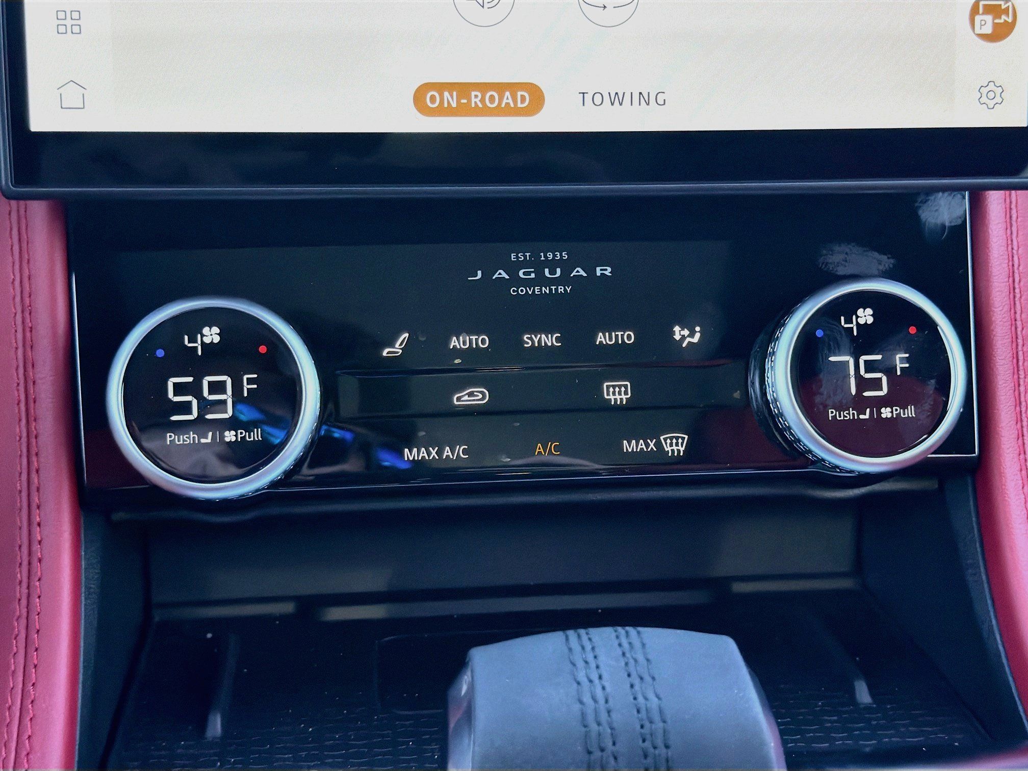 New 2026 Jaguar F-PACE R-Dynamic S AWD/4WD image 35
