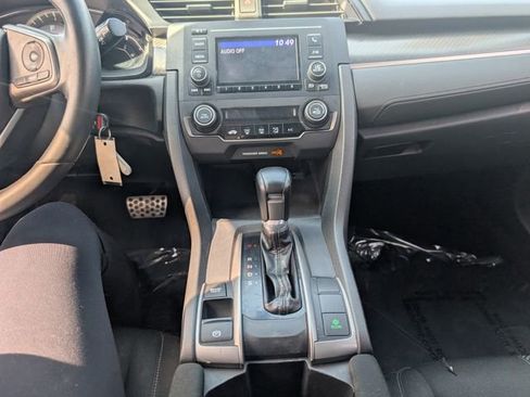 Used 2017 Honda Civic Sport image 13