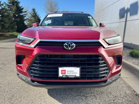 Certified 2024 Toyota Grand Highlander AWD Hybrid image 39