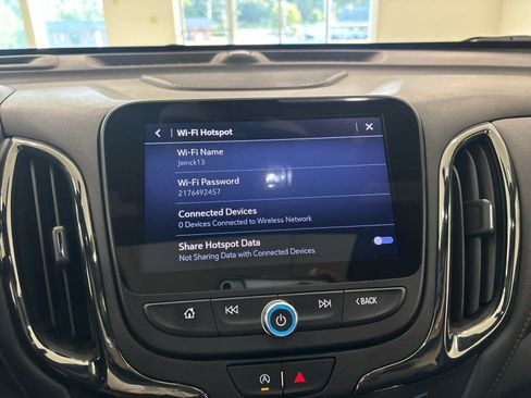 Used 2022 Chevrolet Equinox RS w/ RS Leather Package image 33